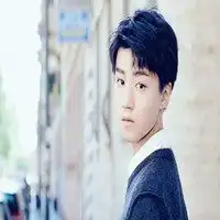 王俊凯头像高清tfboys王俊凯可爱帅气高清头像

