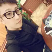 微笑男生头像请微笑的看着我
