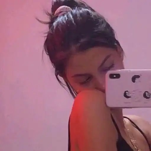 女生头像我的男孩不善言辞但我懂得他所有的温柔
