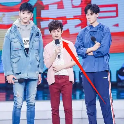 少年于小彤演完红楼梦比成年杨洋还高,荣梓杉身高超过张颂文
