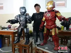 郑州教师手工打造机器人小孩秒变钢铁侠图