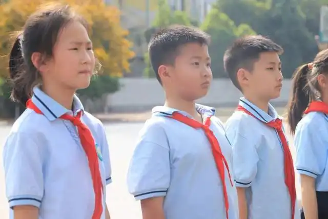 励志在国防南小少年强丨天府新区南湖小学国防教育课程