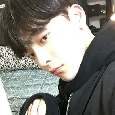 和世界交手的这许多年你是否光qq男生头像我要个性网
