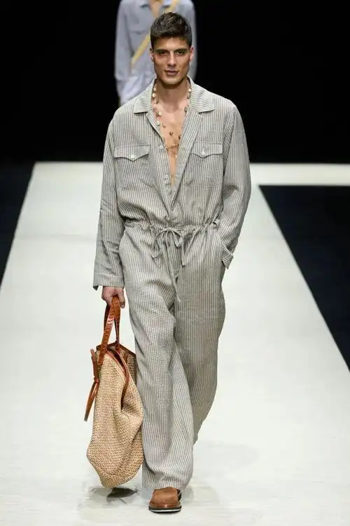 米兰时装周emporioarmani2025春夏系列,感受无尽自我