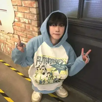 2023最新高清帅气真人男生头像
