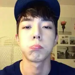 请问他叫什么名字有他的资料更好急急急
