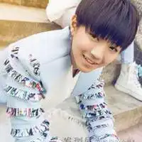 素描男生背影图片微信头像图片大全