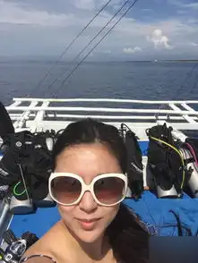 43岁傅明宪晒与小男友合照容颜未改美丽依旧