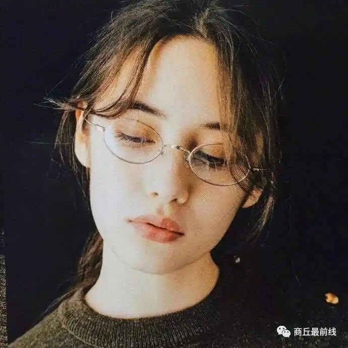 性格豪爽优雅知性的她,爱健身爱旅游,寻找志同道合的男孩