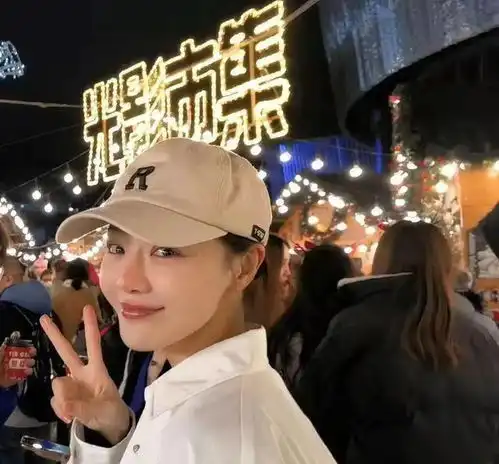 她出道十年零绯闻,和相恋15年男友结婚又离婚都鲜为人知
