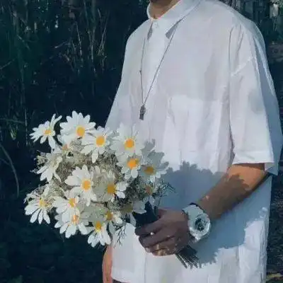 上次的头像不够好看我要放大招了