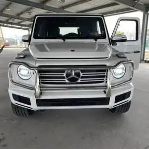 2020款奔驰g550细节实拍及大量现车优惠