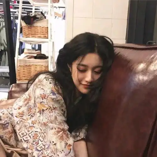 女生头像爱自己,爱生活