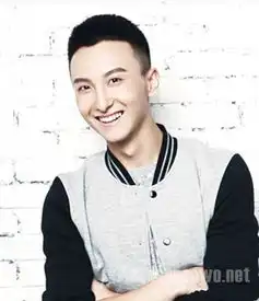 男士短发发型平头图片颜好就要任性平头