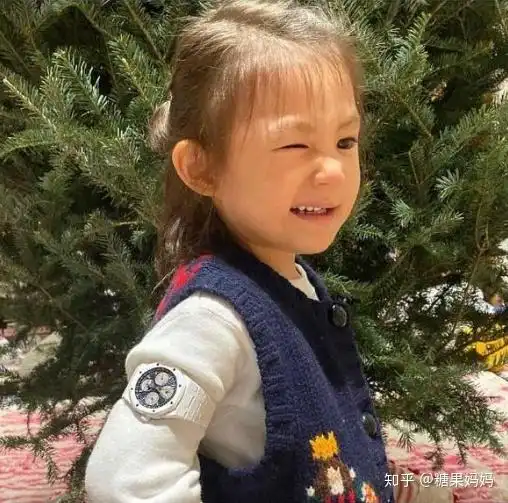 重男轻女成过去,女儿奴成为褒义词,宠女家庭的孩子都怎样了