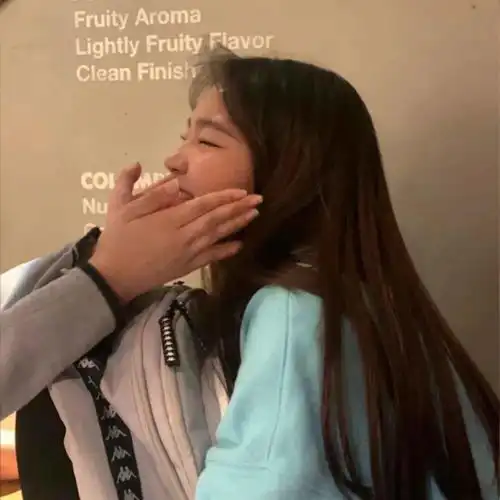 头像为你我受冷风吹
