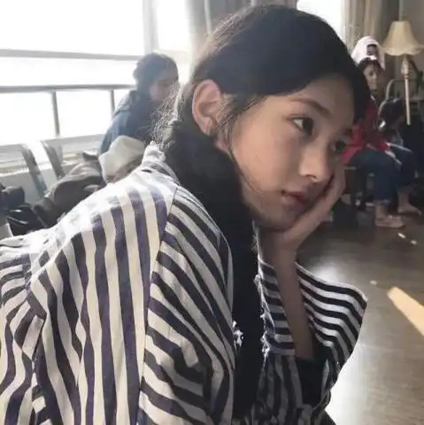 微丧少女玩网套图我揽不住要走的风,抱不住整片天空
