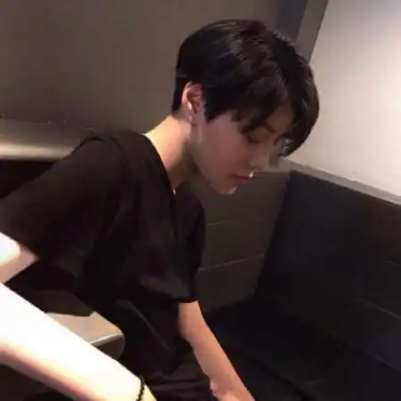 qq男生头像霸气超拽,做真实的自己羡煞旁人
