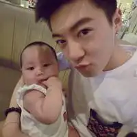 超帅气非主流男生头像爱不只有玫瑰花还有背叛和惩罚
