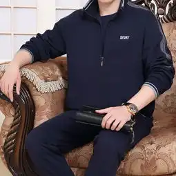 男人过了中年,少穿衬衫,多穿这样的套装,显年轻不止10岁
