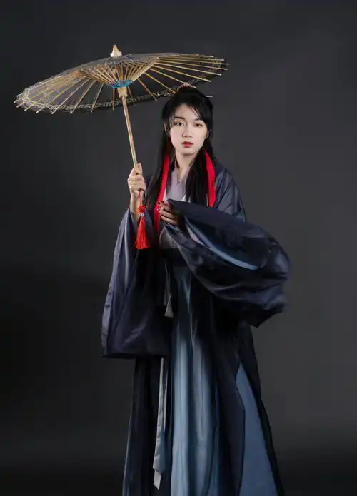 四套男女同款的汉服,上身又帅又飒,喜欢酷帅风格的看过来了