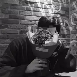想离开的人有千万种理由想陪伴的人永远赶不走
