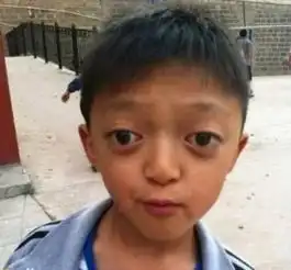 范冰冰自拍惨成厄齐尔盘点厄齐尔撞脸秀
