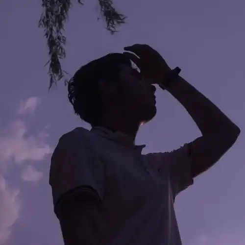 头像有生之年,遇你甚好
