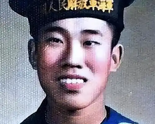 要钱没钱,要貌没貌3位丑男演员娶的老婆,一个比一个漂亮