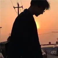 孤独寂寞男生头像寂寞孤独伤心男生头像
