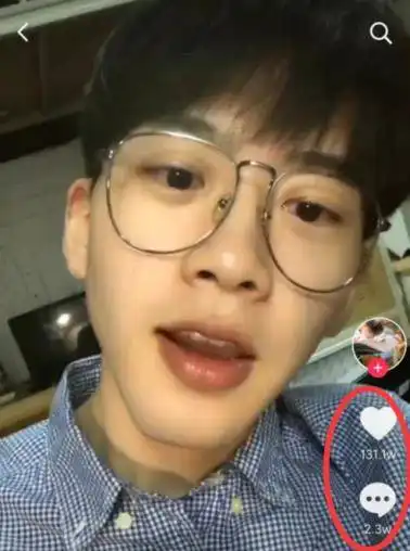 何炅牵手神秘男子曝光,连捧俩丑男网友何老师,你够了
