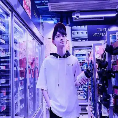 紫色帅气男生头像,唯美qq头像紫色系男生头像图片
