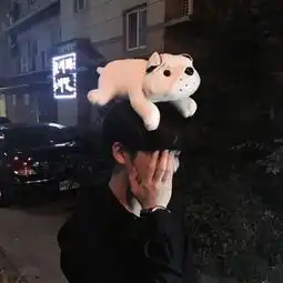 头像今晚你在想念那个少年嘛