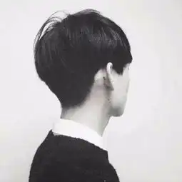 求白色耐克帽子女情侣头像男生的,具体女生的如图,要男生的,求各位