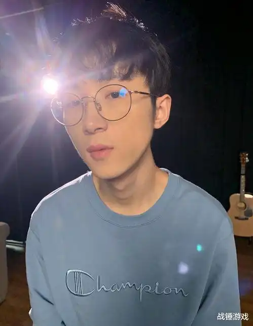 游戏主播颜值排行榜出炉清一色女生中还有一个男主播