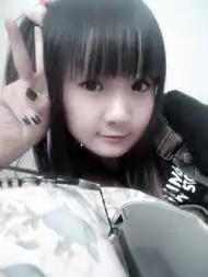 二十几岁的女孩却拥有三岁幼童的面容