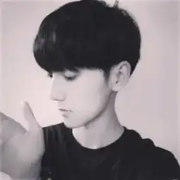 男生黑白头像
