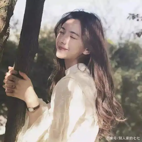 沙溢胡可的婚姻暴露一个真相男人爱不爱你,看微信备注就知道了

