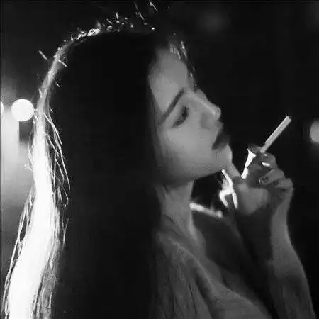我和女网友那些事第52章征服美女领导
