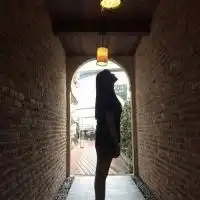 场景一样的单人情侣头像

