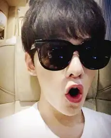 杨洋鹿晗权志龙张艺兴李易峰李钟硕中韩男星卖萌大pk