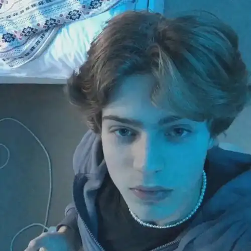 超赞的欧美男生头像
