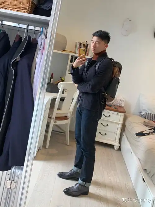17岁男生适合穿西装么
