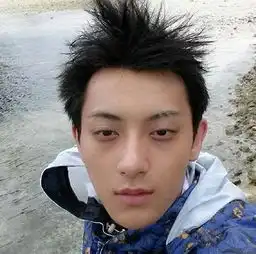 黄子韬称有喜欢的人了,疑似恋情曝光
