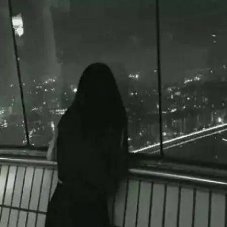 2020最新个性好看背影微信情侣头像一男一女
