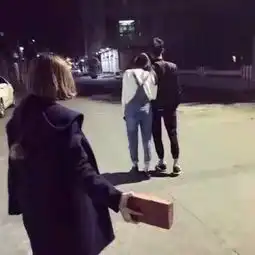 我想投个恋爱保险,在找和我一起的人
