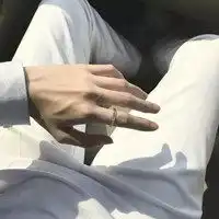 高冷傲气的熟男风style微信成熟稳重头像微信头像图片大全
