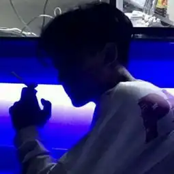 伤感男生头像来世再约
