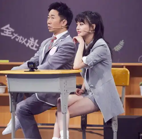 郑爽不愧是校园女神扛霸子28岁穿校服像小6岁关晓彤小学妹
