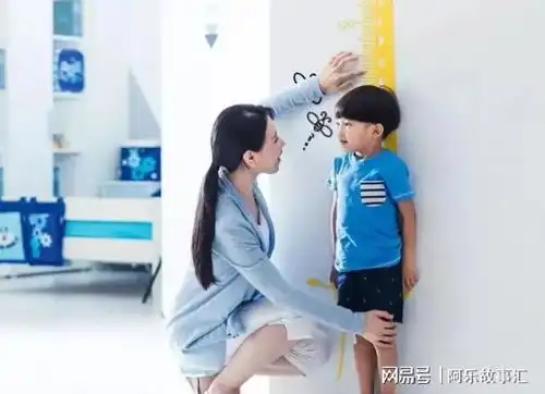 13岁男孩身高直冲177cm,儿科医生多吃3黄,或助孩子长高